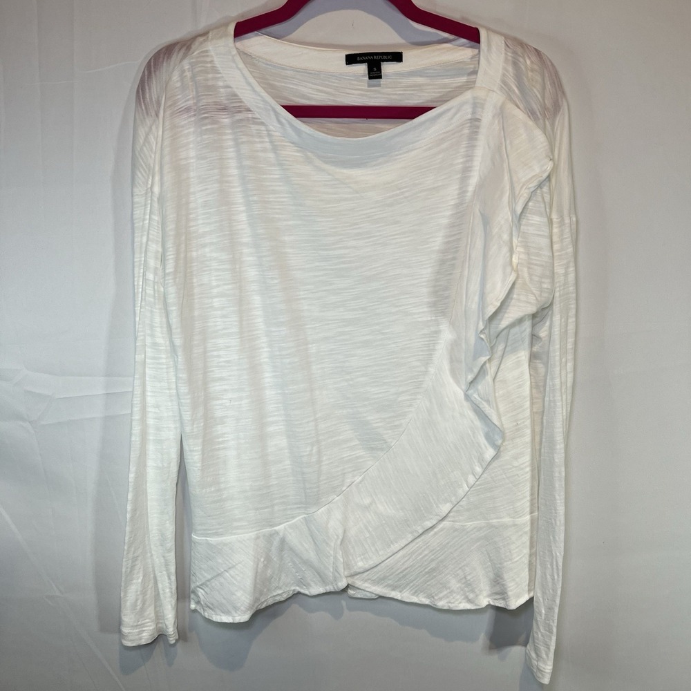 Banana Republic Women's Ivory Color Long Sleeve Pullover Blouse Sz Small Ruffle